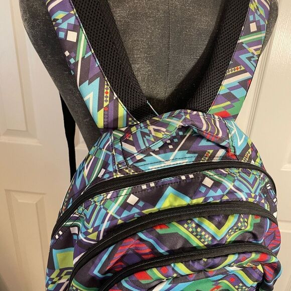 J World Boys and Girls  Cornelia 18” Multi Compartment Laptop Bag - Picture 3 of 7